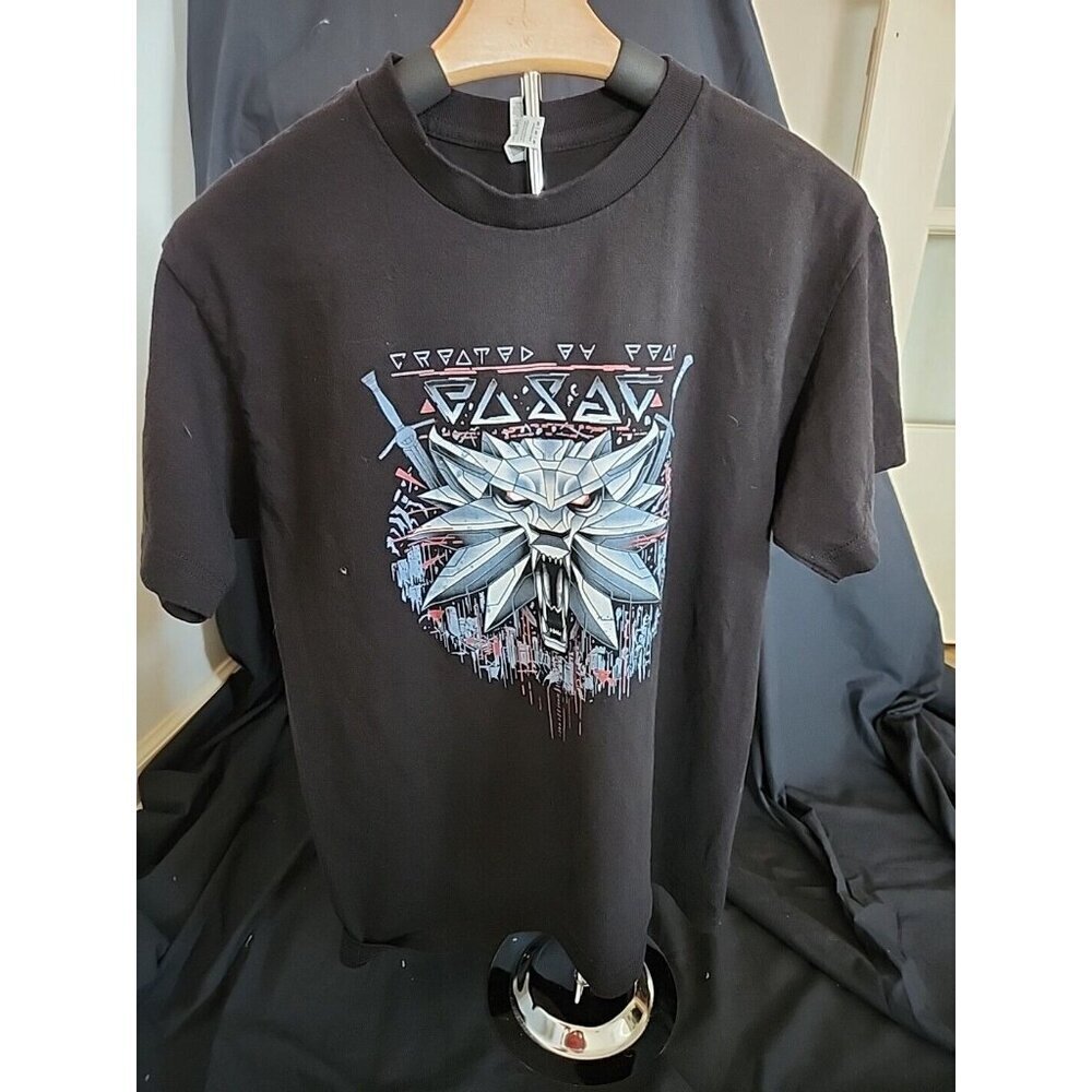 White Wolf Shirtoid Size Medium